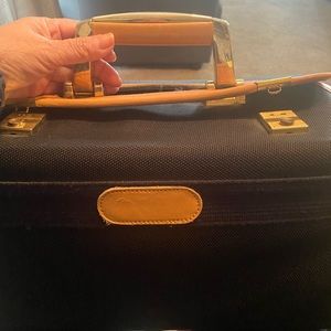 Vintage London fog makeup case